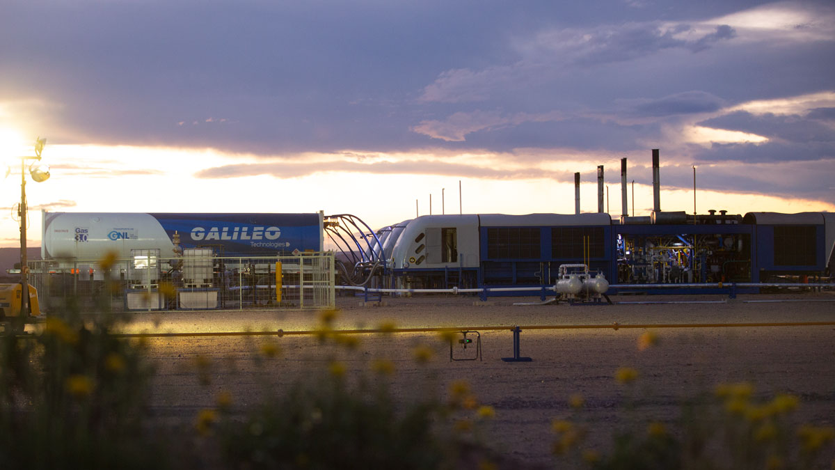 Cryobox-Trailer™ Stations producing LNG from shale gas in Vaca Muerta, Argentina